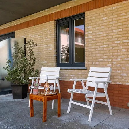 Huswell - Bright With Large And Sunny Garden Daire De Haan